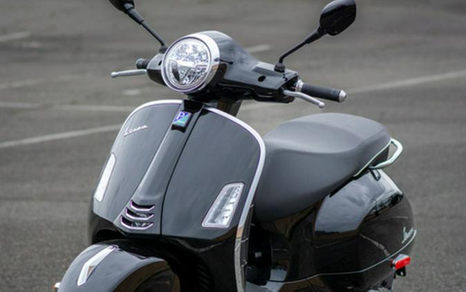 2023 Vespa GTS Super 300