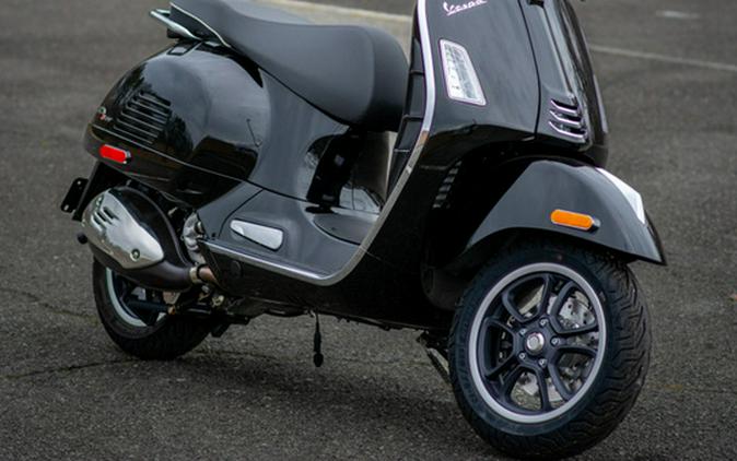 2023 Vespa GTS Super 300