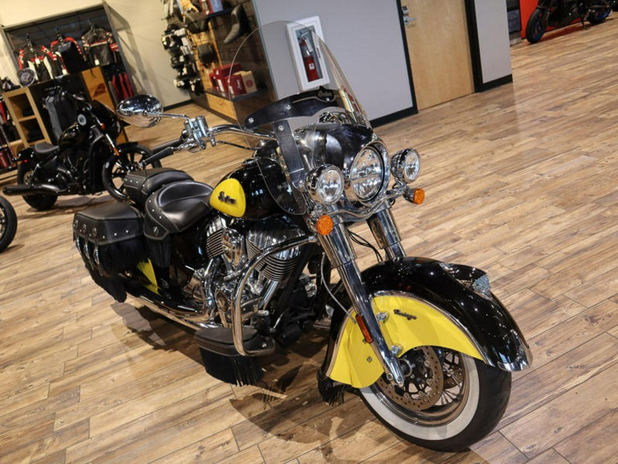 2019 Indian Motorcycle® Chief® Vintage Icon Series Thunder Black/Indian Motorcycle Yellow