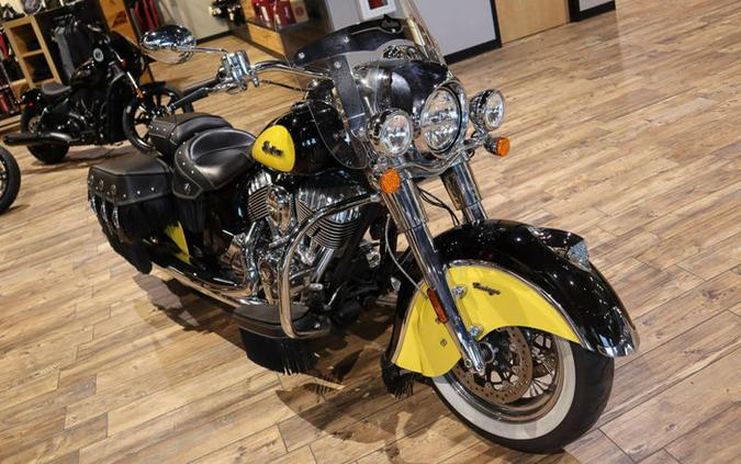 2019 Indian Motorcycle® Chief® Vintage Icon Series Thunder Black/Indian Motorcycle Yellow