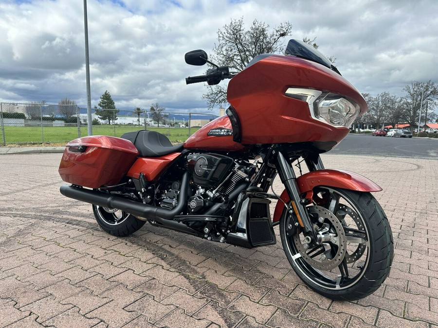 FLTRX 2024 Road Glide™