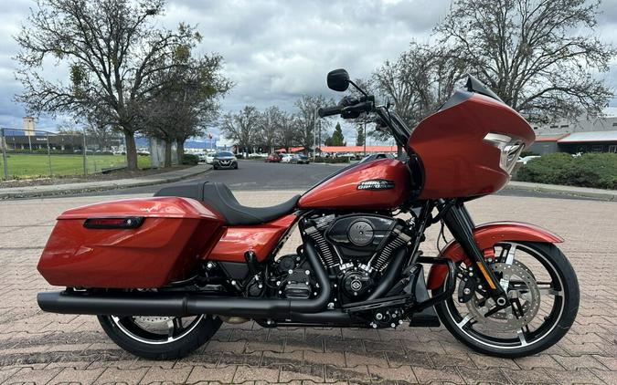 FLTRX 2024 Road Glide™