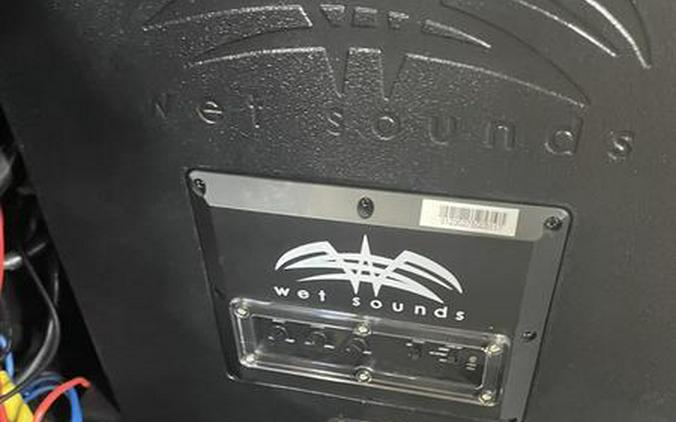 2025 Can-Am® Defender X mr HD10 Hyper Silver & Legion Red