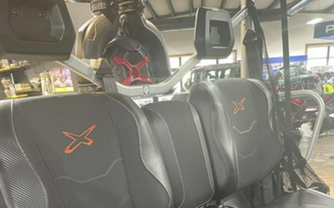 2025 Can-Am Defender X Mr HD10 Hyper Silver & Legion Red