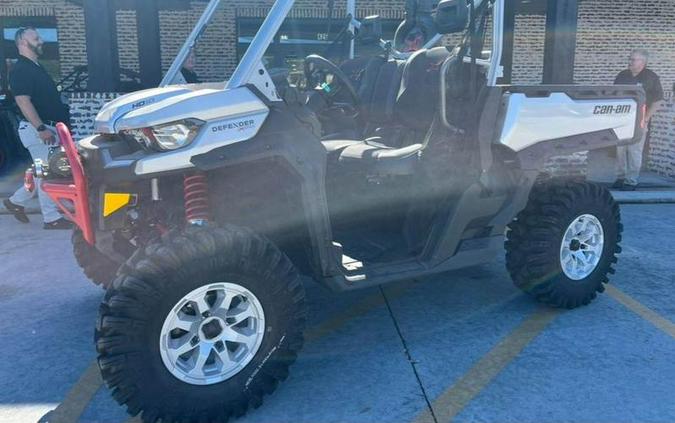 2025 Can-Am® Defender X mr HD10 Hyper Silver & Legion Red