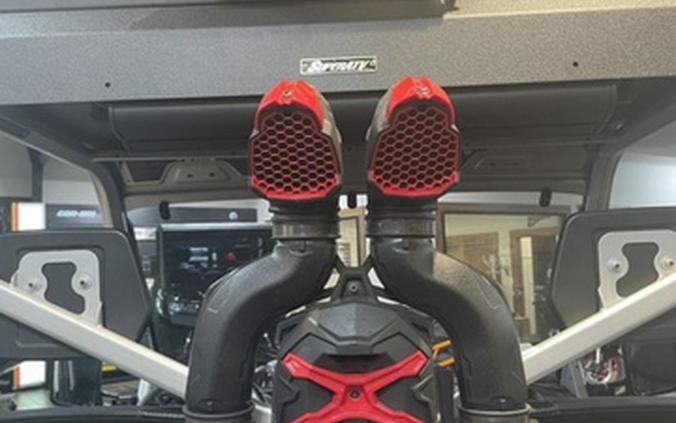 2025 Can-Am Defender X Mr HD10 Hyper Silver & Legion Red