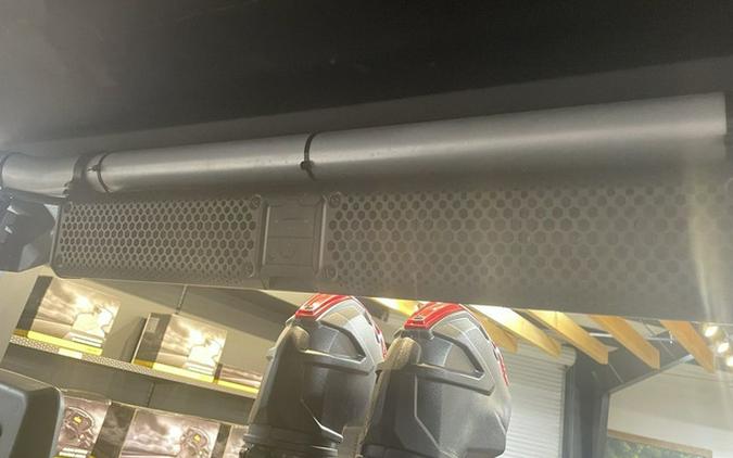 2025 Can-Am Defender X Mr HD10 Hyper Silver & Legion Red