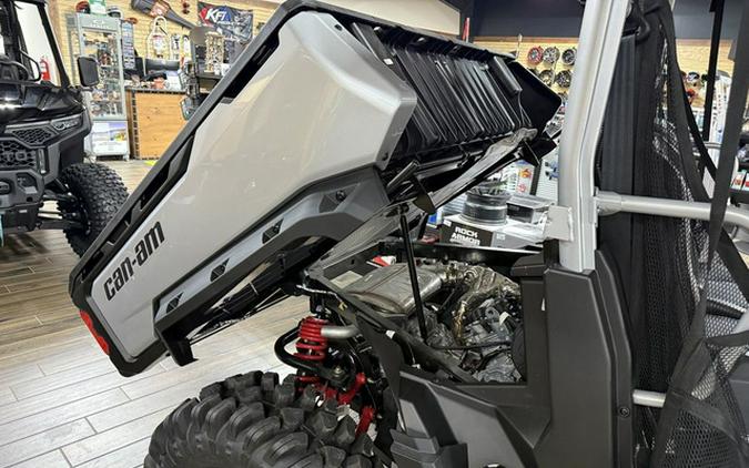 2025 Can-Am Defender X Mr HD10 Hyper Silver & Legion Red