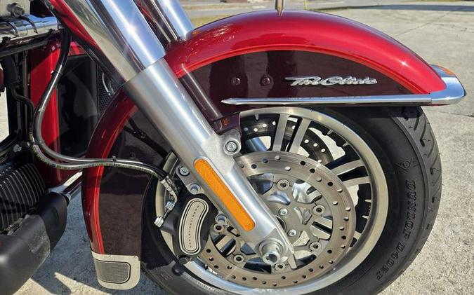 2018 Harley-Davidson® FLHTCUTG - Tri Glide® Ultra