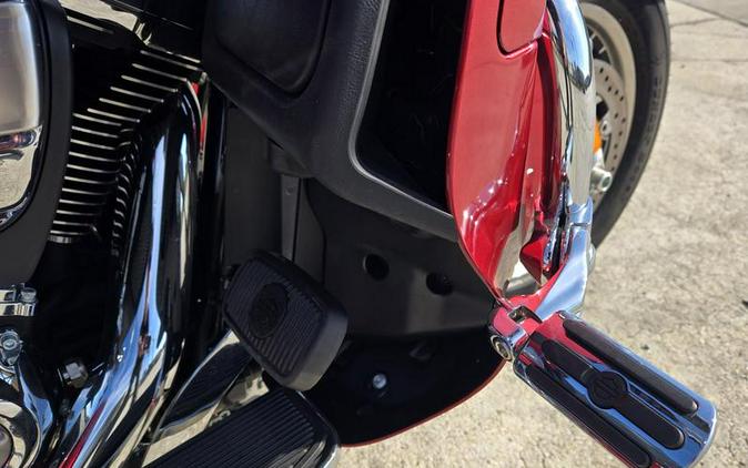2018 Harley-Davidson® FLHTCUTG - Tri Glide® Ultra