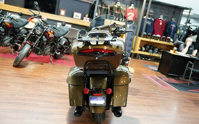 2023 Indian Motorcycle Roadmaster® Dark Horse®