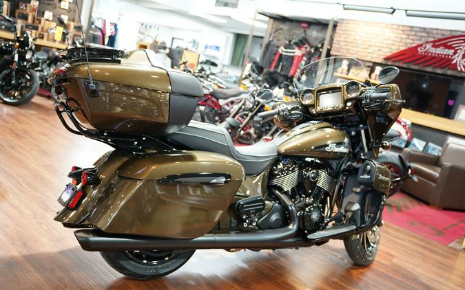 2023 Indian Motorcycle Roadmaster® Dark Horse®