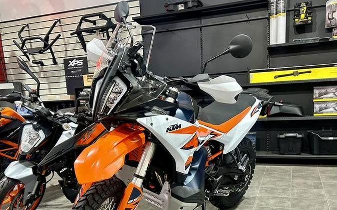 2024 KTM 890 Adventure R