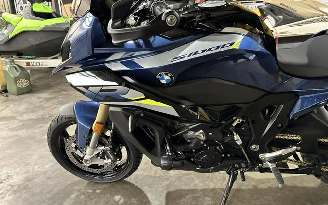 2024 BMW S 1000 XR Gravity Blue Metallic