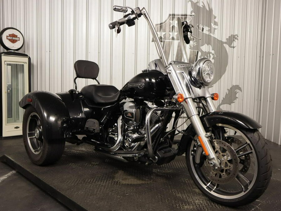 2015 Harley-Davidson® FLRT - Freewheeler™