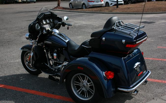 2014 Harley-Davidson® FLHTCUTG Tri Glide® Ultra