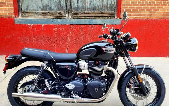 2022 Triumph Bonneville T100 Jet Black