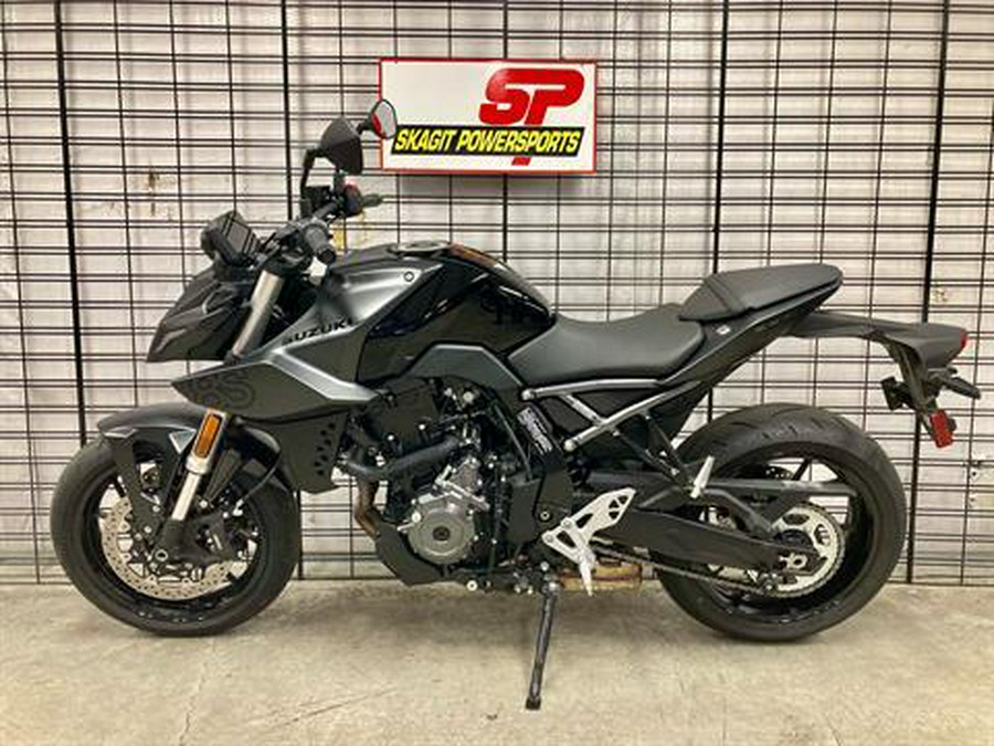 2023 Suzuki GSX-8S
