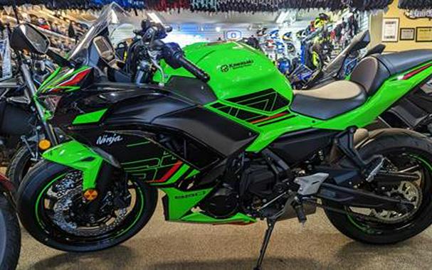 2023 Kawasaki Ninja 650 Review [14 Fast Facts]