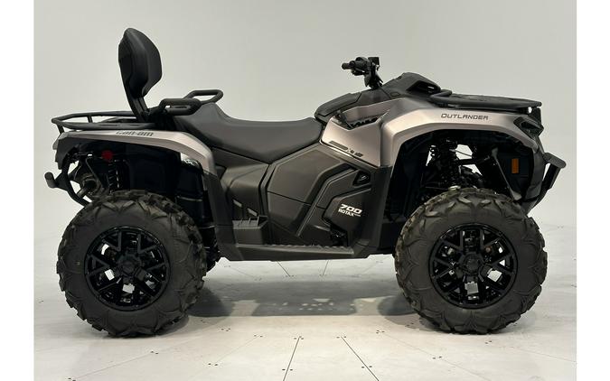 2024 Can-Am Outlander MAX XT 700