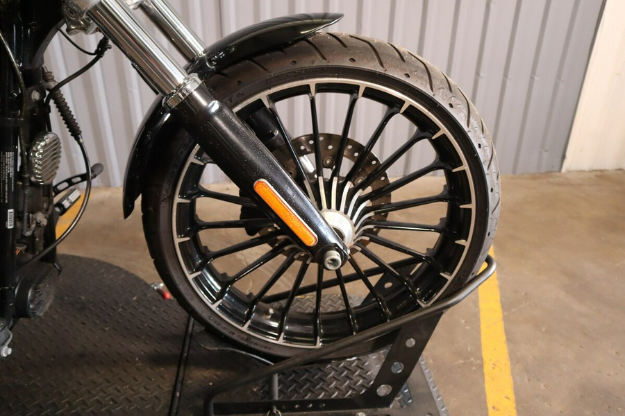 2017 Harley-Davidson Breakout FXSB