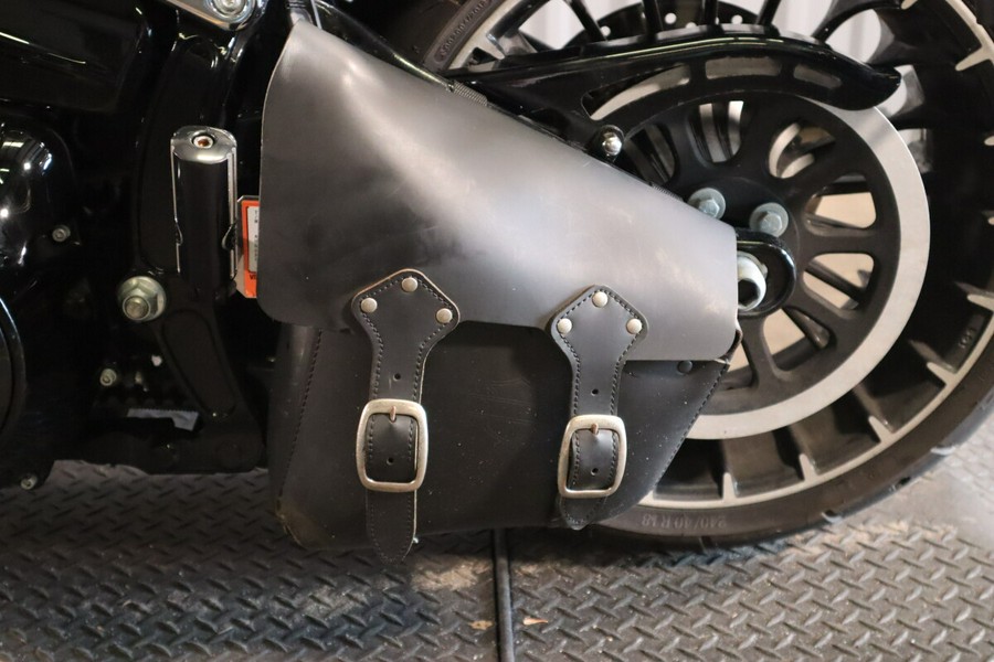 2017 Harley-Davidson Breakout FXSB