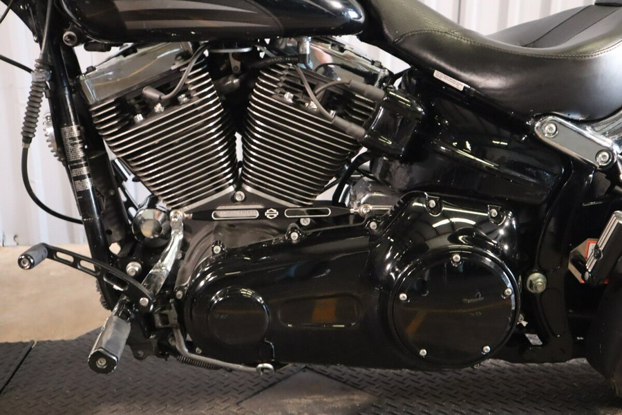 2017 Harley-Davidson Breakout FXSB