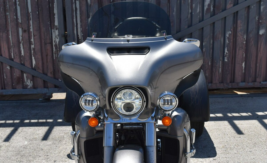 2016 Harley-Davidson® Tri Glide Ultra FLHTCUTG
