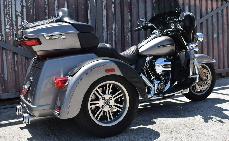 2016 Harley-Davidson® Tri Glide Ultra FLHTCUTG