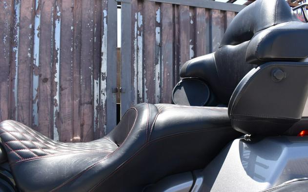 2016 Harley-Davidson® Tri Glide Ultra FLHTCUTG