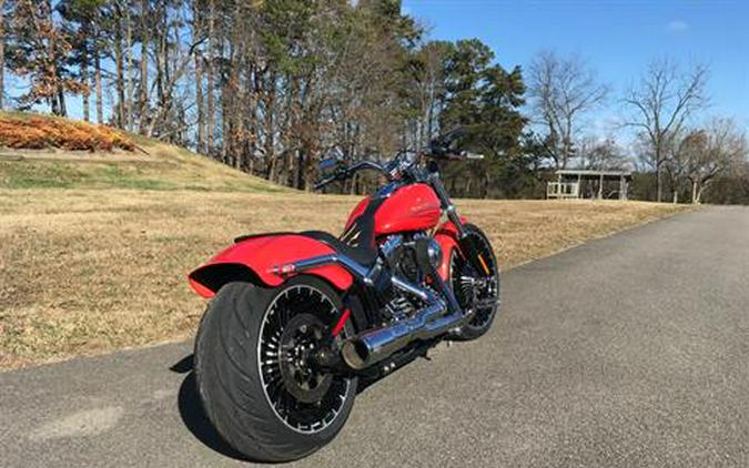 2017 Harley-Davidson BREAKOUT