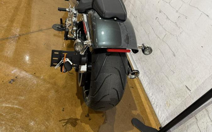 2026 Harley-Davidson® Breakout® FXBR 0034593740 Iron Horse Metallic