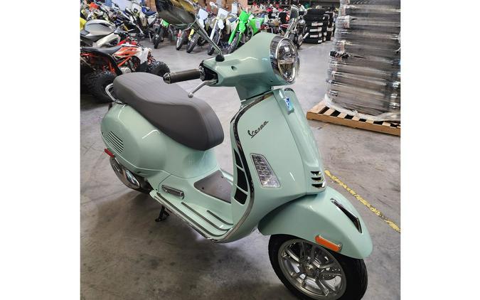 2024 Vespa GTS 300 E5 VERDE AMABILE