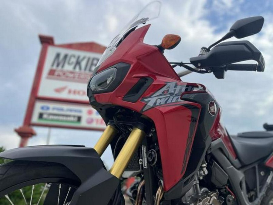 2017 Honda® Africa Twin CRF1000L DCT