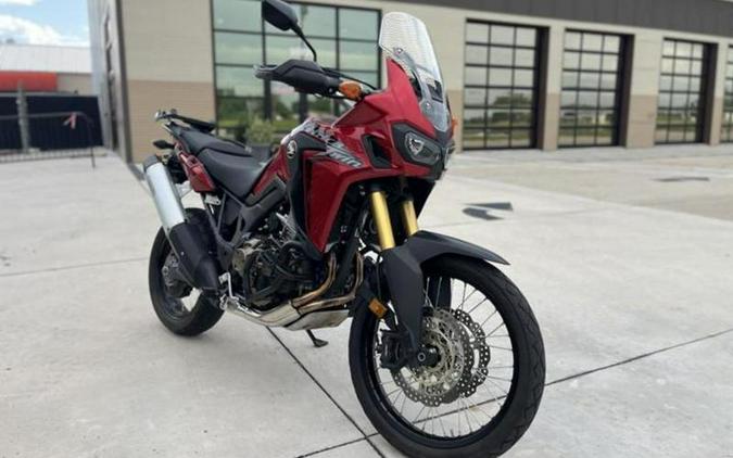 2017 Honda® Africa Twin CRF1000L DCT