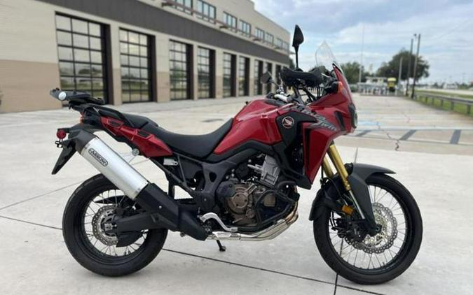 2017 Honda® Africa Twin CRF1000L DCT