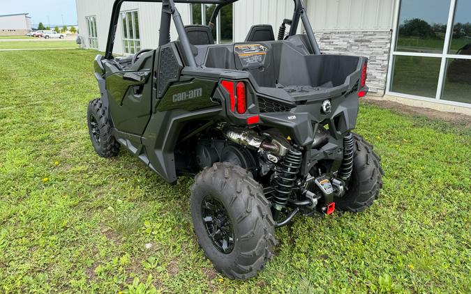 2025 Can-Am Maverick Trail DPS 1000R