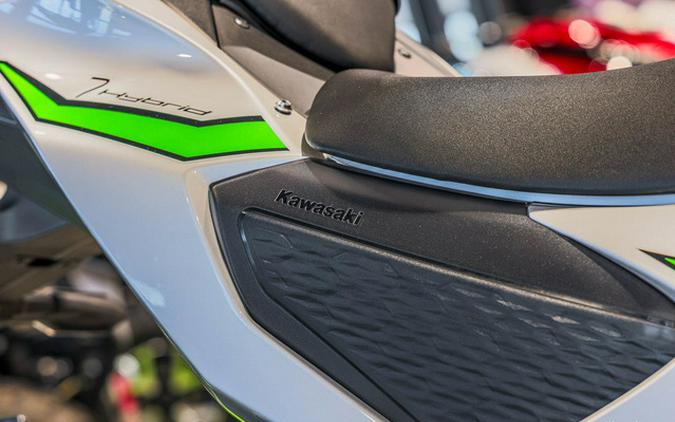2024 Kawasaki Ninja 7 Hybrid ABS