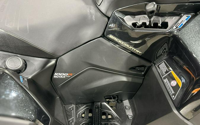2026 Can-Am OUTLANDER BACKCOUNTRY 1000R