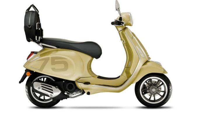 2021 Vespa Primavera 50 75th