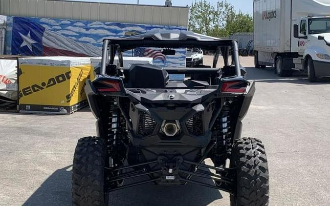 2026 Can-Am® Maverick X3 MAX X ds Turbo RR Triple Black_7.6 in.