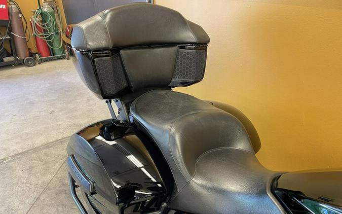 2012 Victory Motorcycles Cross Country Tour