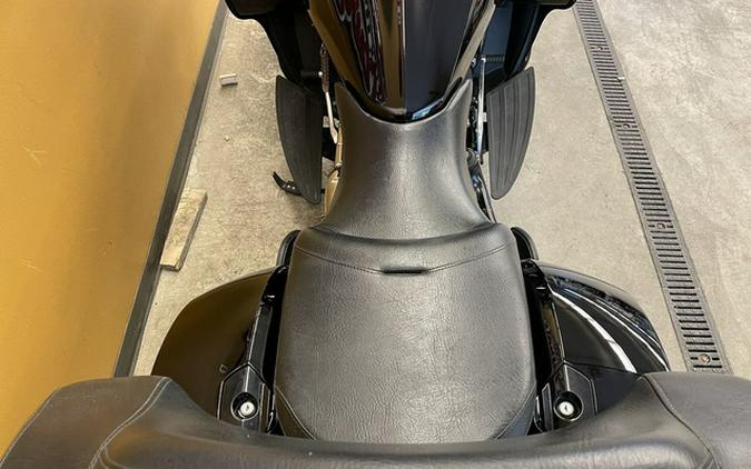 2012 Victory Motorcycles Cross Country Tour