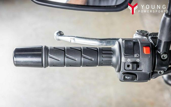 2025 Kawasaki Vulcan S Cafe ABS