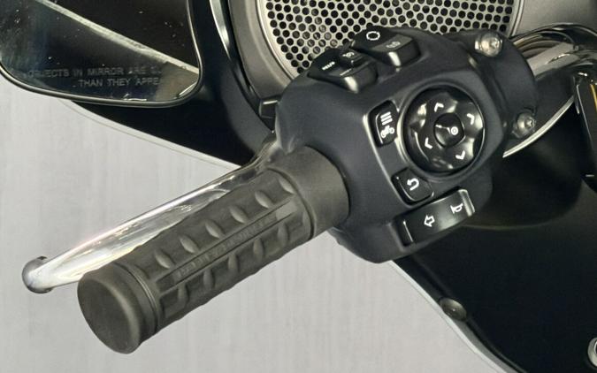 2026 Harley-Davidson® Street Glide® FLHX DRK BILIARD GRY