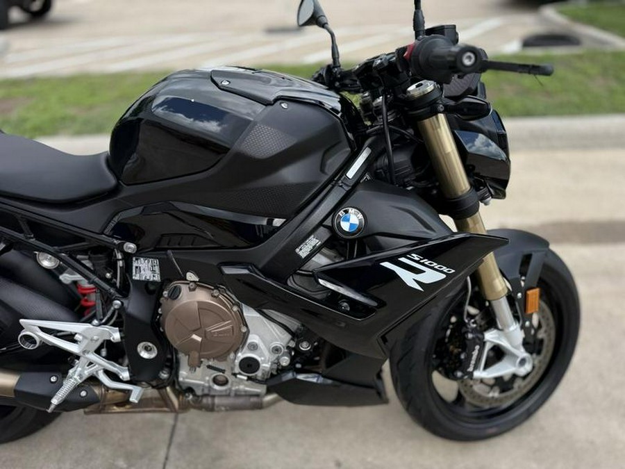 2024 BMW S 1000 R Black Storm Metallic