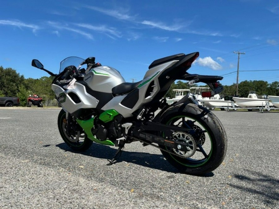 2024 Kawasaki Ninja 7 Hybrid ABS