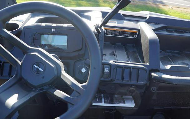 2025 Can-Am® Defender DPS HD9 Stealth Black