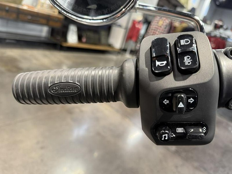 2023 Indian Motorcycle® Super Chief® Limited Black Metallic