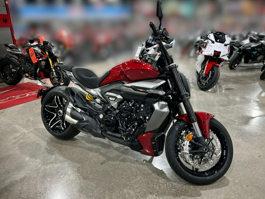2026 Ducati XDIAVEL V4